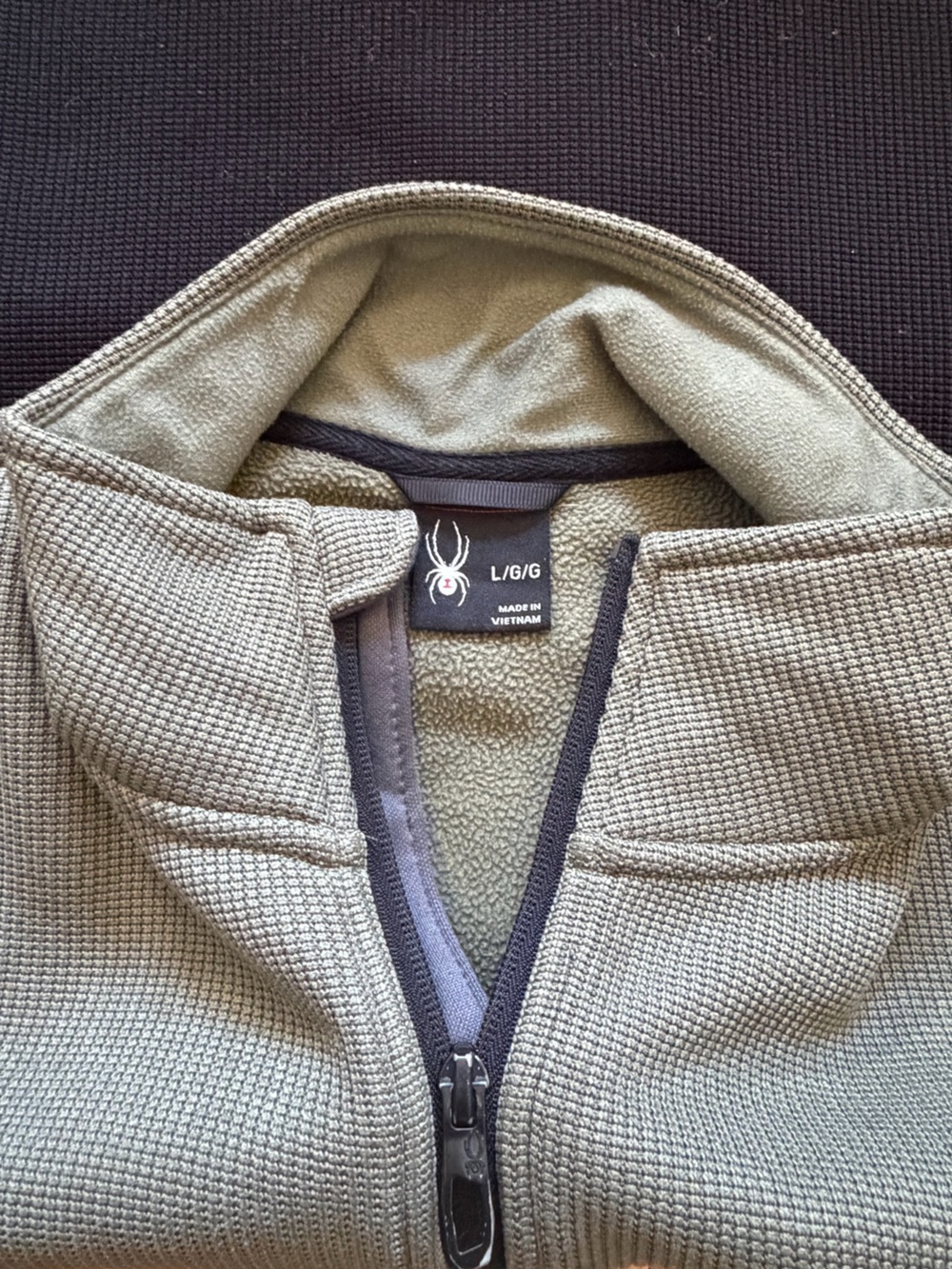 Men’s Sweater/Jacket - Picture 3 of 3